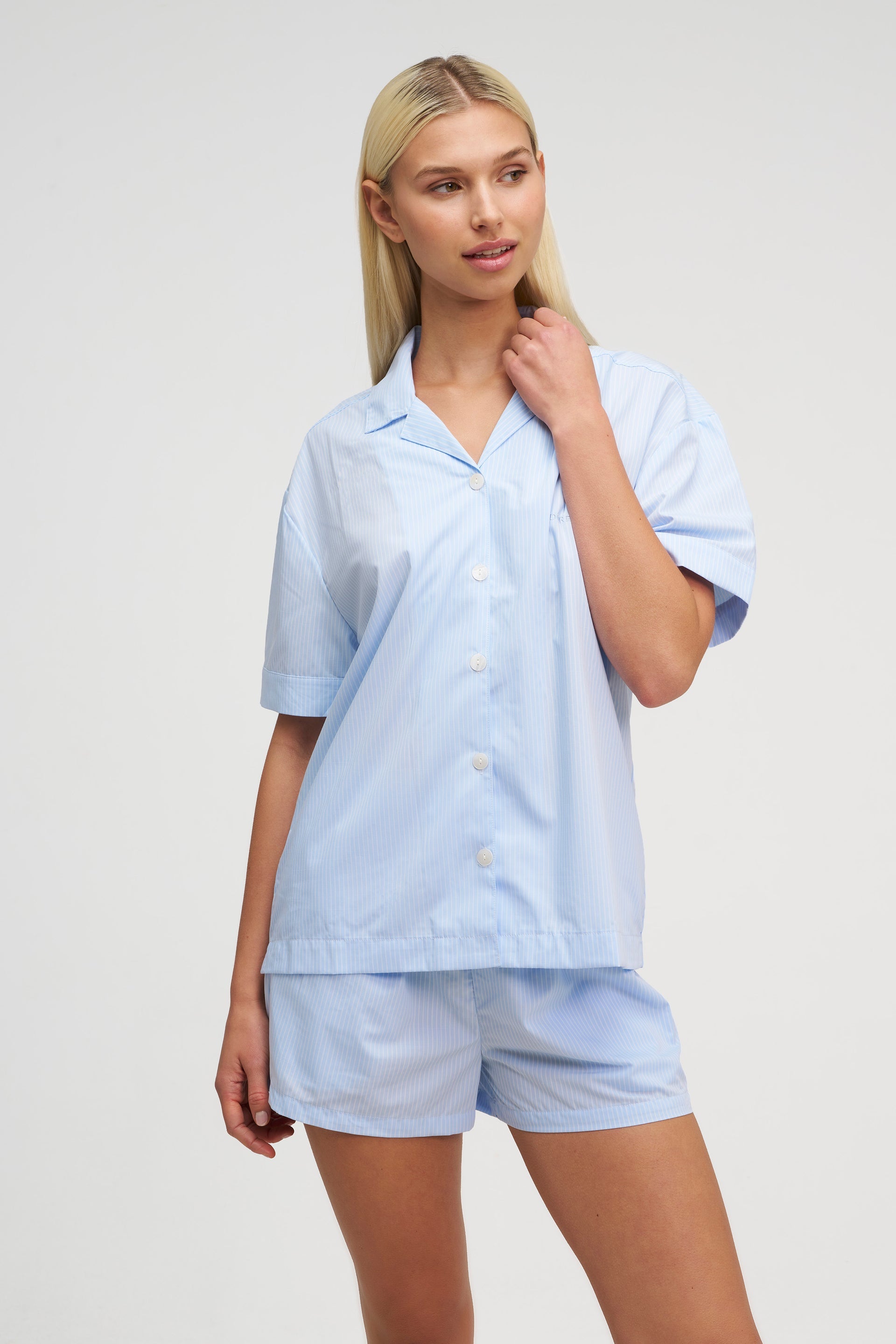 Rest & Home™ Ensemble pyjama court à rayures premium